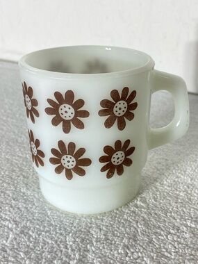 Vintage MCM Milk Glass Brown Daisy Coffee Mug Stacking Ovenproof Flower Power